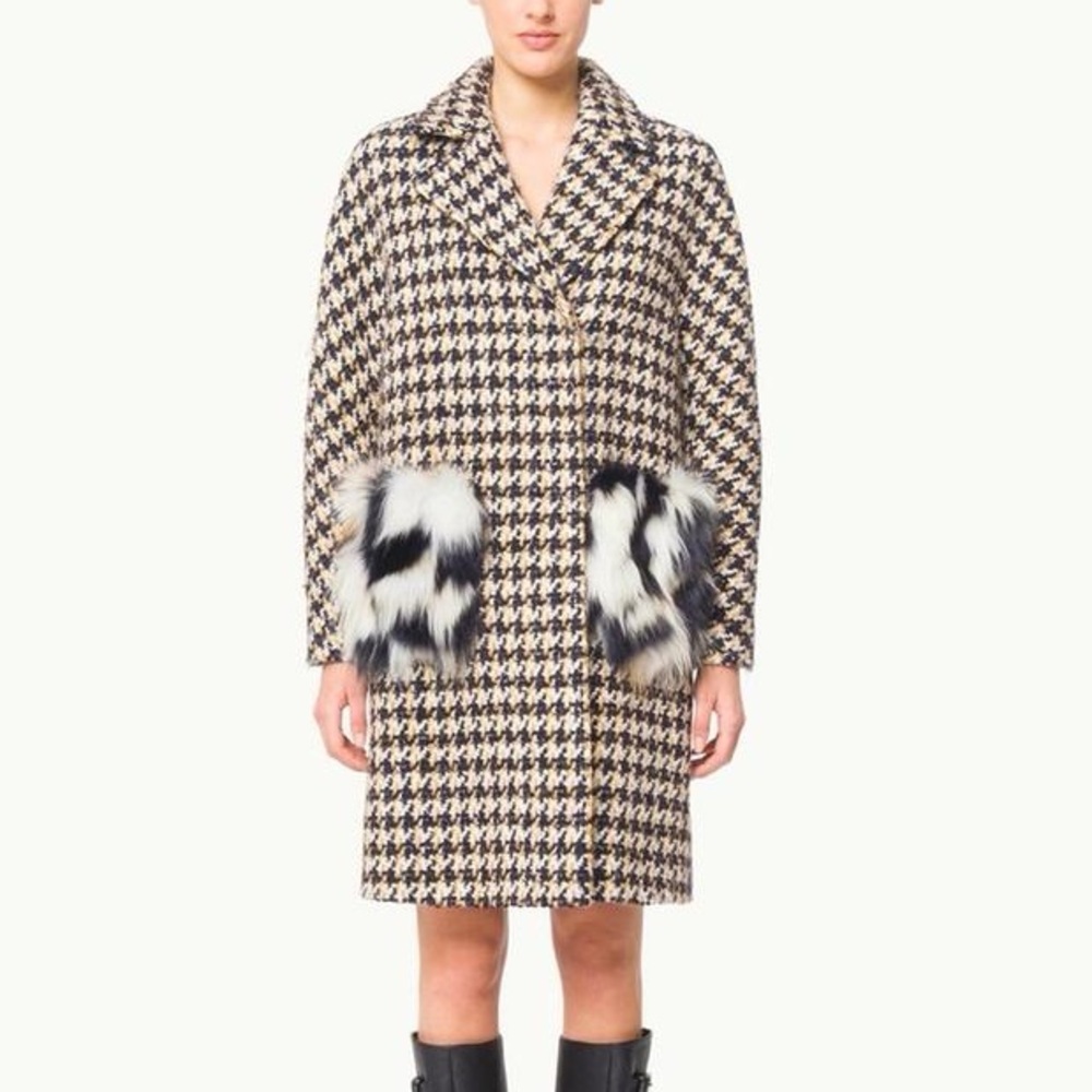 Ermanno Scervino Tweed Houndstooth Coat with Natural Fur Pockets - Picture 3 of 12